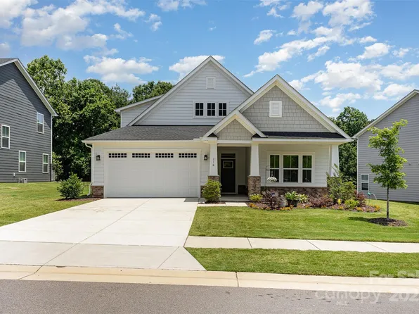 218 Tetcott St, Mooresville, NC 28115