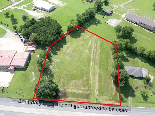 1623 & 1677 E Main St, Madisonville, TX 77864