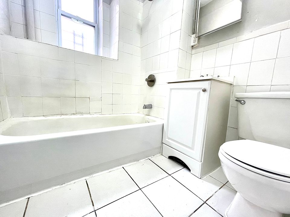 2nd image of 5105 Hudson Ave #41E
