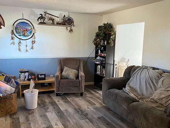 2nd image of 1691 Asher Ct
