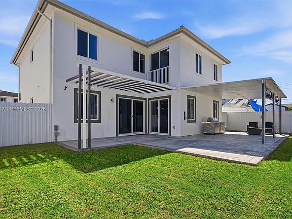 4th image of 18350 SW 139th Path