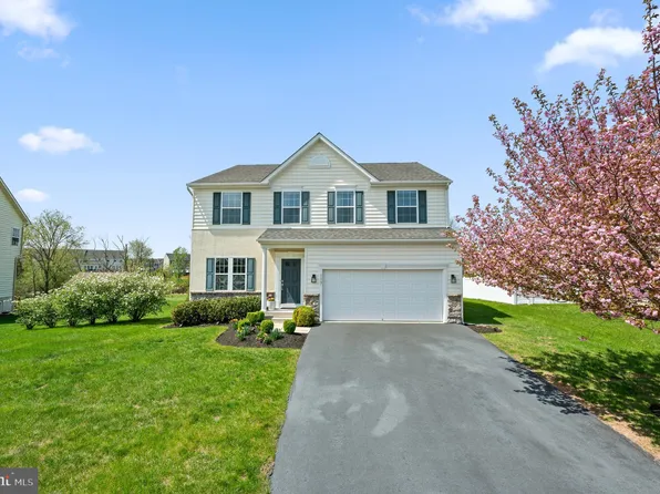 117 Garnet Dr, Gilbertsville, PA 19525