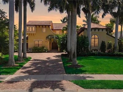 3310 Crayton RD, Naples, FL, 34103