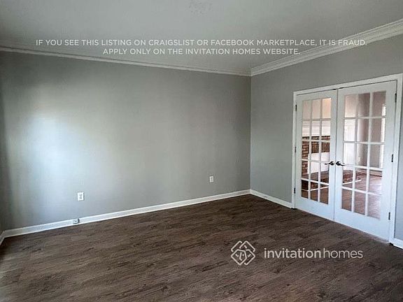 4th image of 1324 Beaumont Ct NW