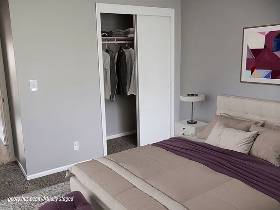 Rooms With Closets Built-In