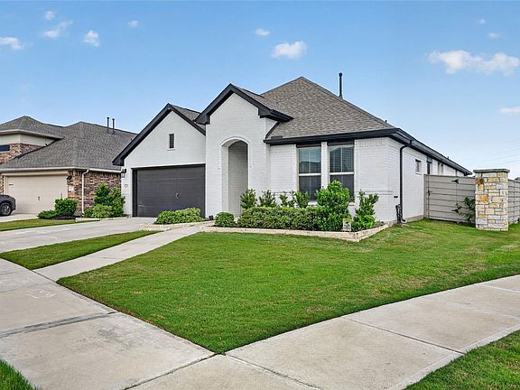 3rd image of 4731 Cedar Butte Ln