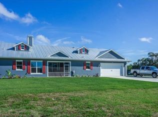 2655 Curry Ln, Nokomis, FL 34275