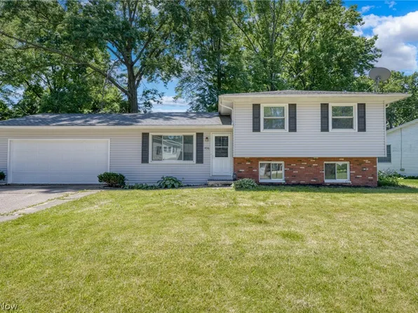 436 Melony Ln, Tallmadge, OH 44278