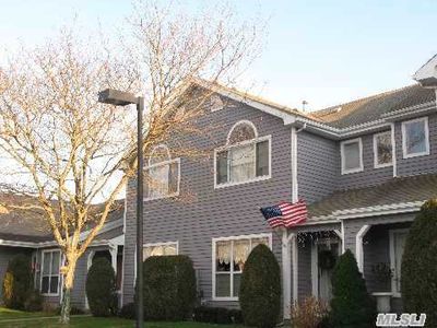 726 Birchwood Park Dr Unit 726, Middle Island, NY, 11953