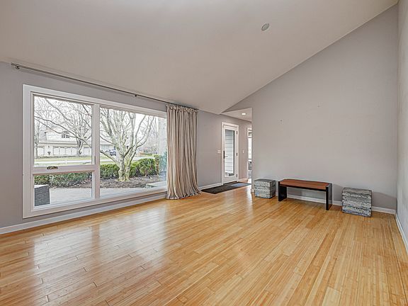 2nd image of 8419 N Park Ave