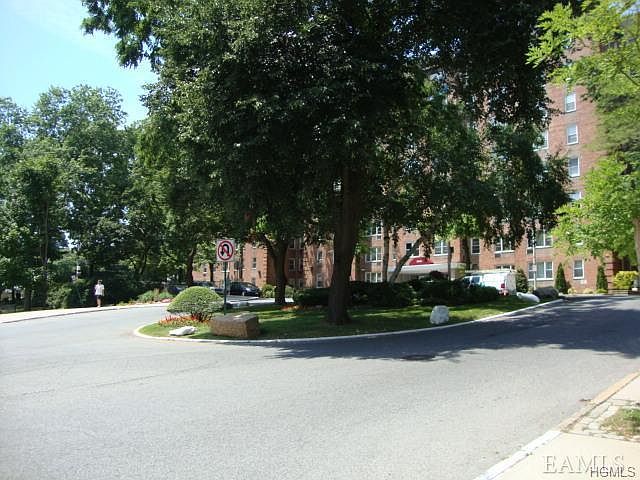 1st image of 5 Sadore Ln APT 3F
