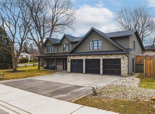 52 Joymar Dr, Mississauga, ON L5M 1E9