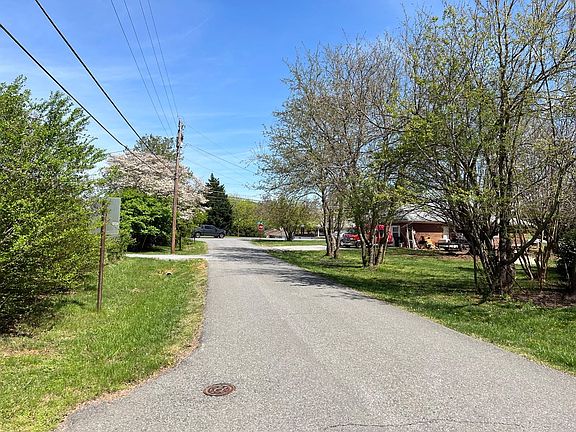 5th image of 6005 Piedmont Pl