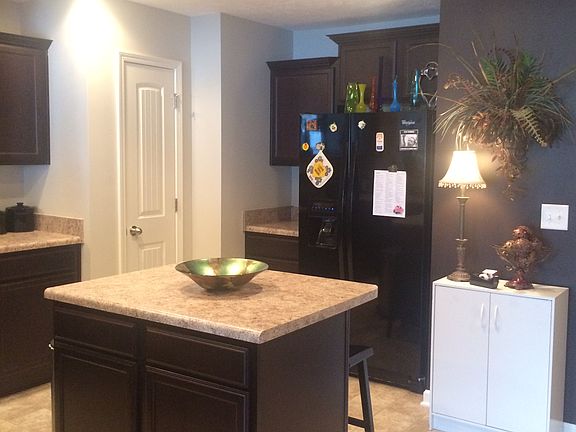 3rd image of 109 Latimer Dr