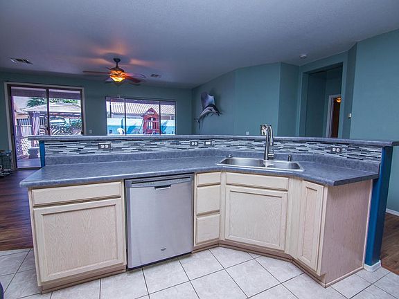 4th image of 13002 W Soledad St