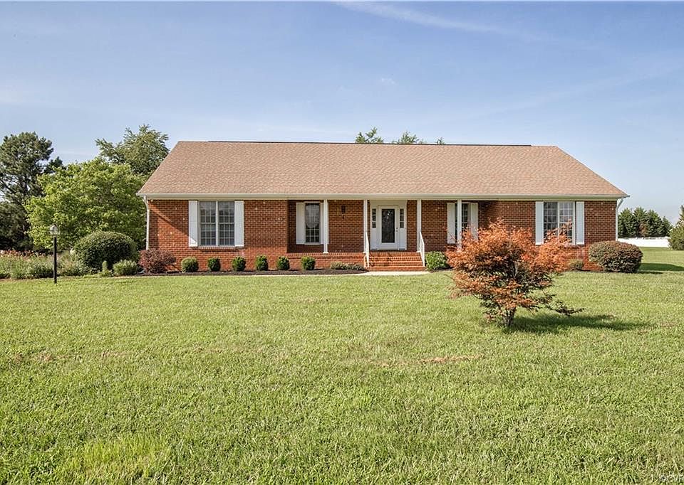 1st image of 2310 Graceland Dr