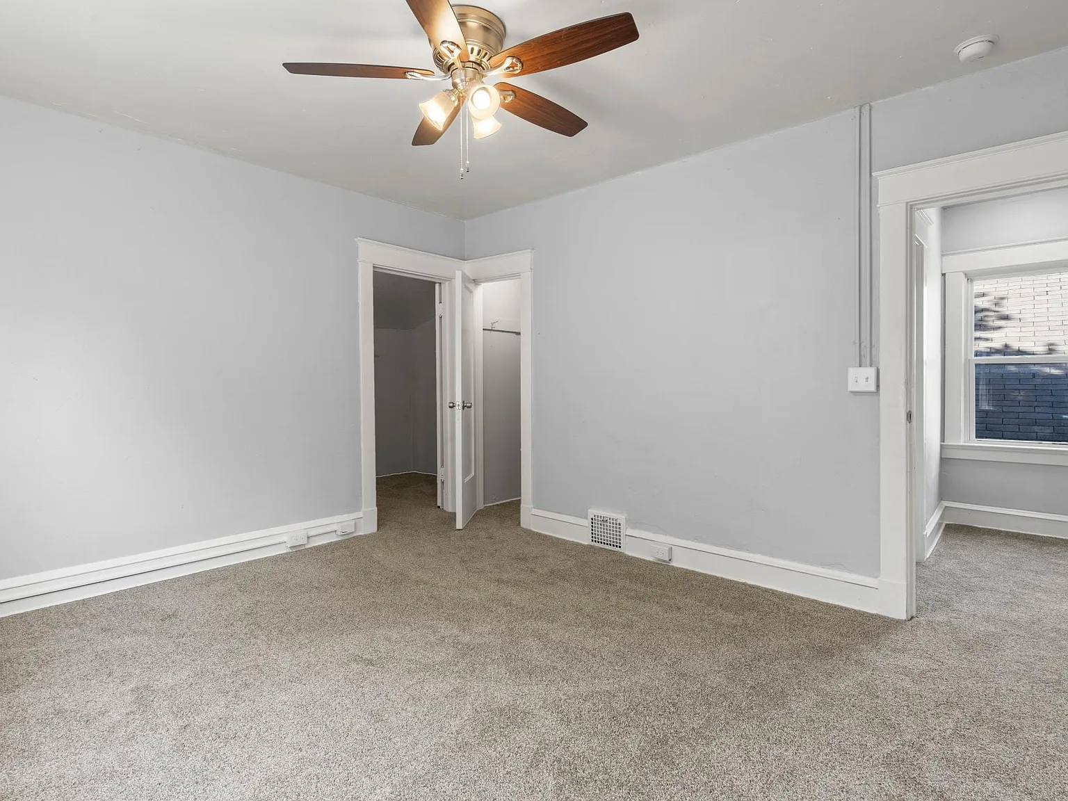 3 bed, 1200 sqft, $1,450 — Photo 3