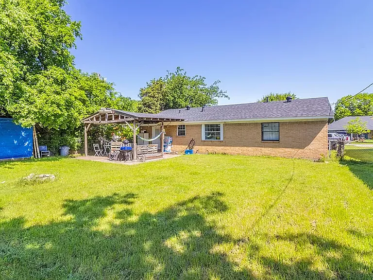 626 Wren Ave — Photo 23