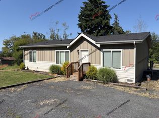 124 Valley View Dr, Chehalis, WA 98532