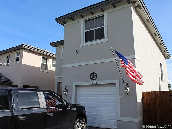 2nd image of 3128 SE 2nd Dr #3128