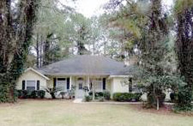 1st image of 1710 NW 113th Dr