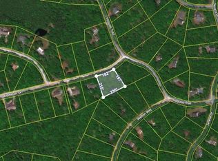 102 Middleton Dr, Milford, PA 18337