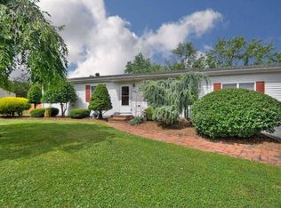 84 Meadowbrook Dr, Hillsborough, NJ 08844