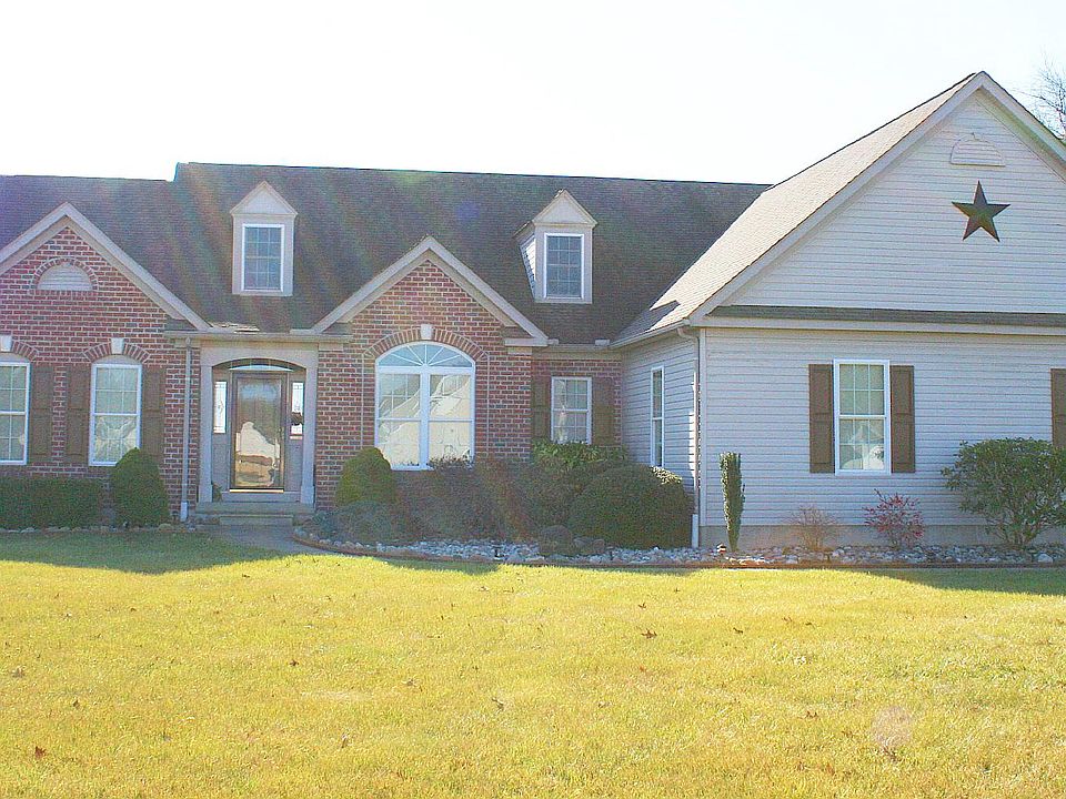 1st image of 92 Gardenia Blvd