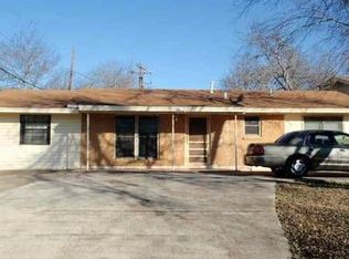 19 Fenwick Dr, Laredo, TX 78045