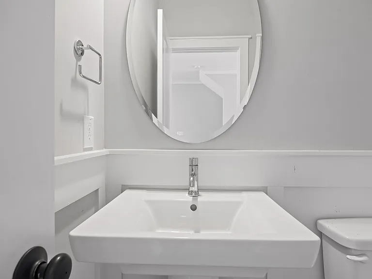 210 Asher Springs Cir — Photo 15