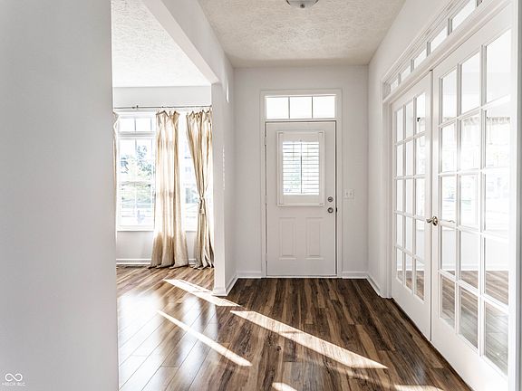 3rd image of 11244 Hearthstone Dr