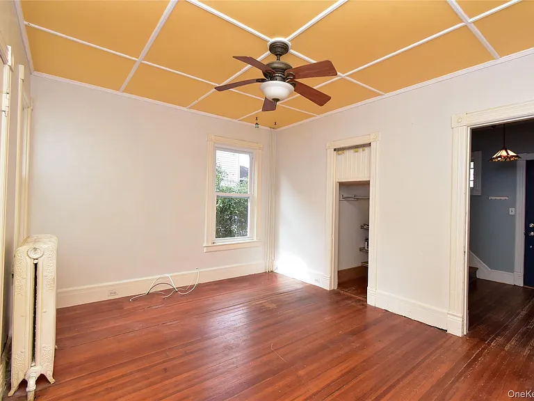 79 Rombout Ave — Photo 10
