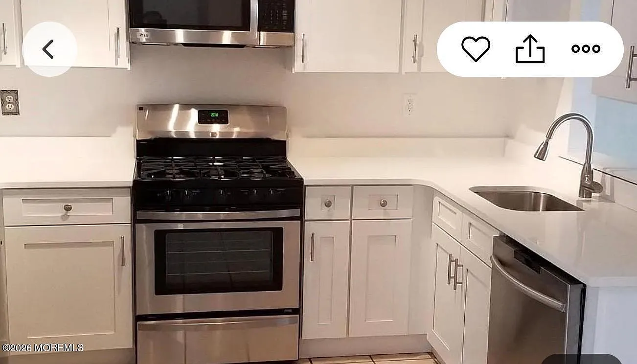 2 bed, 1102 sqft, $3,000 — Photo 3