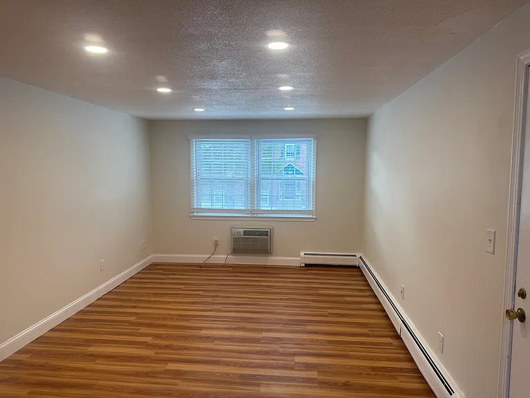 90 Ridgewood Ln #10 — Photo 4