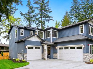 9107 SE 42nd St, Mercer Island, WA 98040