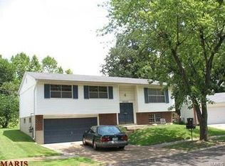 10321 Roscommon Dr, Saint Louis, MO
