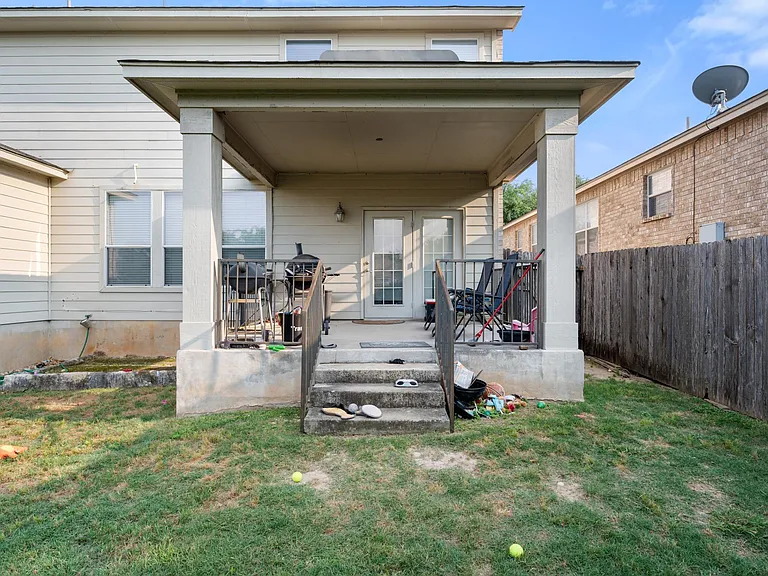 8003 Jalane Park — Photo 13