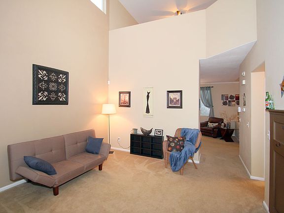 4th image of 2318 Woodpark Dr