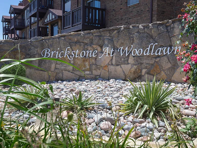 Brickstone at Woodlawn — Photo 22