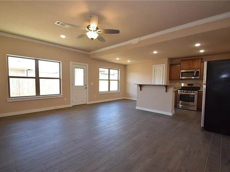 1540 Sandpiper St — Photo 2