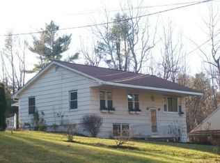 308 Greely Rd, Cumberland, ME 04021