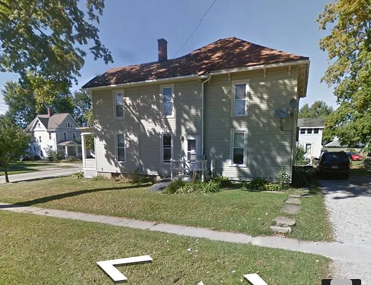W Spruce Ave — Photo 2