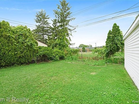 4th image of 20800 Whitlock Dr