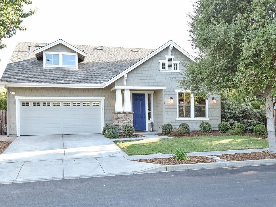 1st image of 2077 W F St