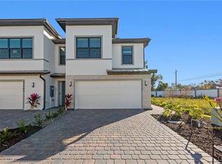 27907 Radiant Ct, Bonita Springs, FL 34135