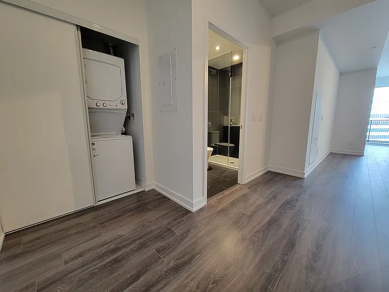 20 Edward St #7 — Photo 7