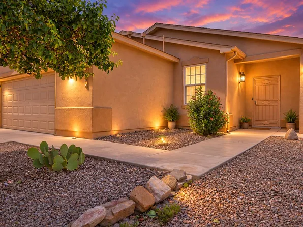 3105 W Meadow Dr SW, Albuquerque, NM 87121