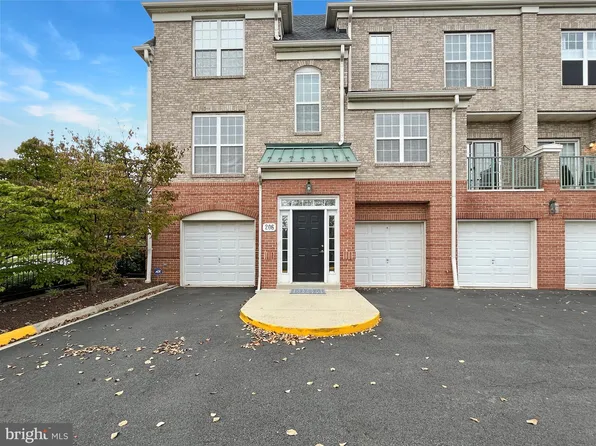 12190 Abington Hall Pl APT 206, Reston, VA 20190