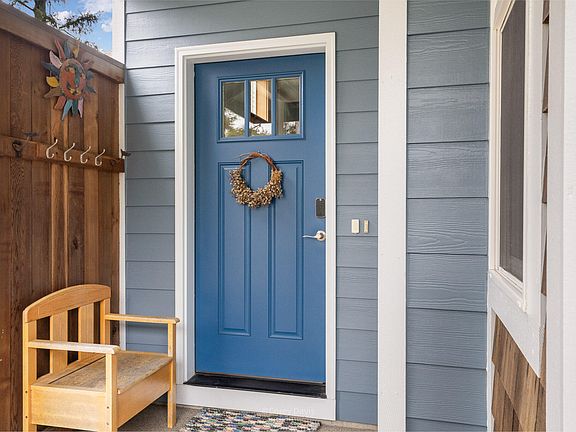 5th image of 9180 Windward Ln