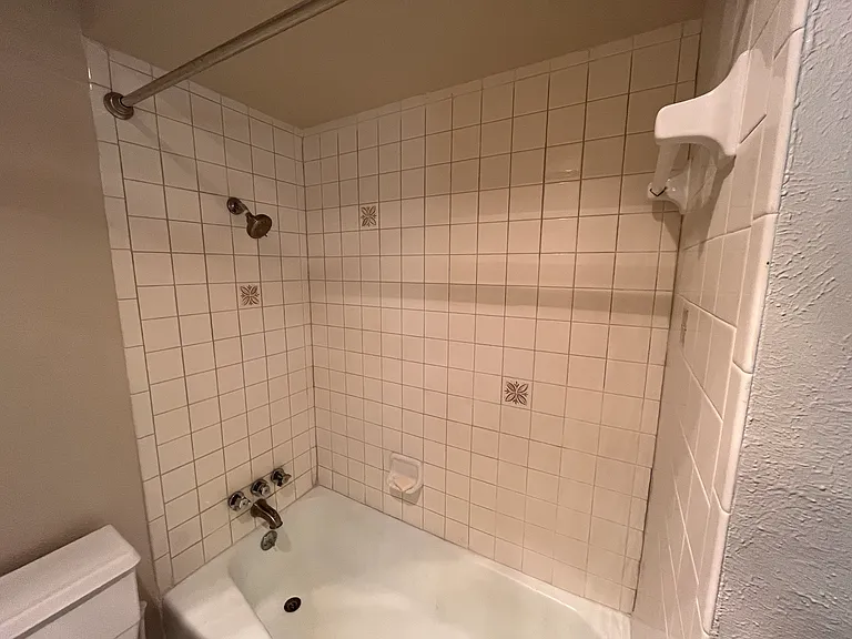 1908 Hood Cir — Photo 14